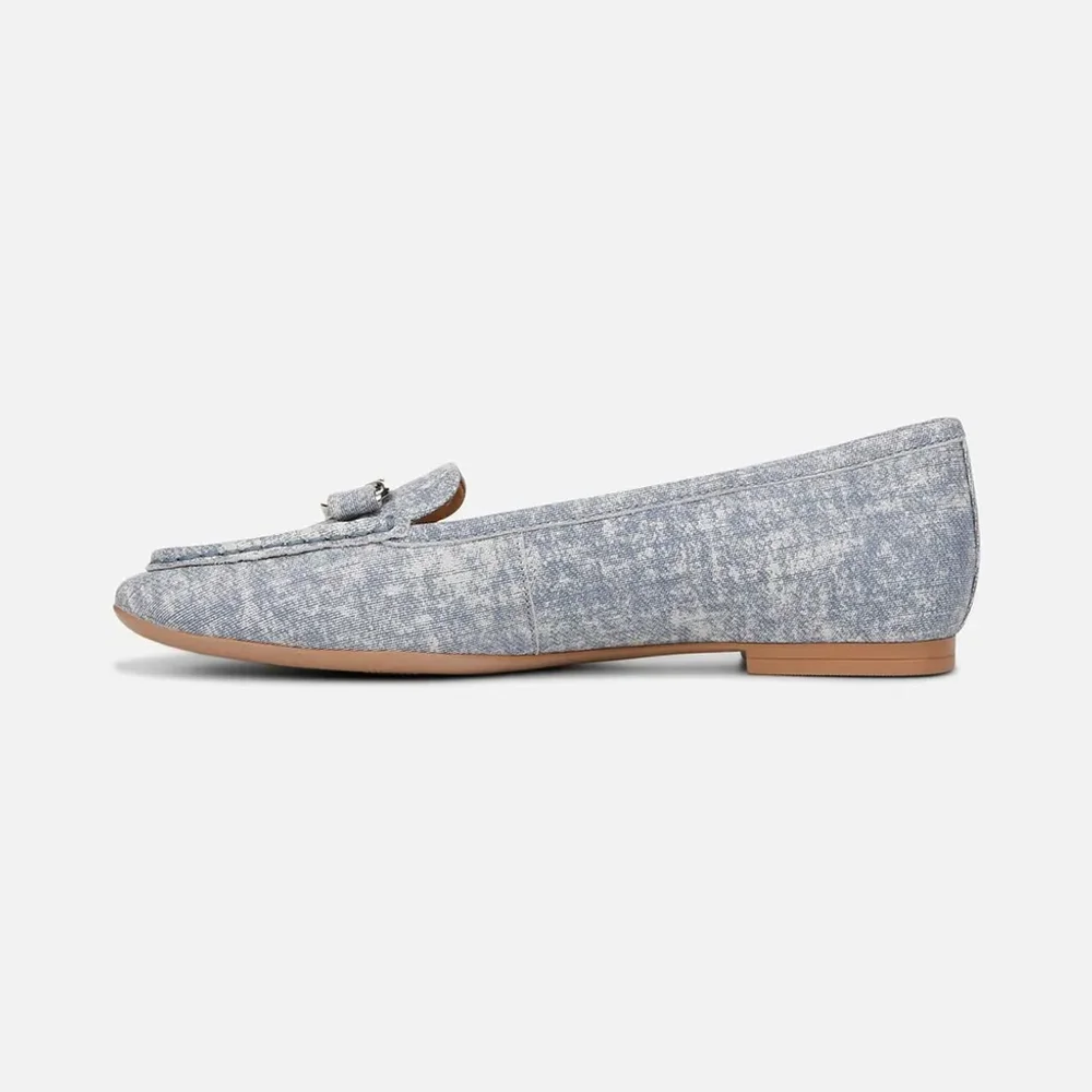 Naturalizer leather moccasins